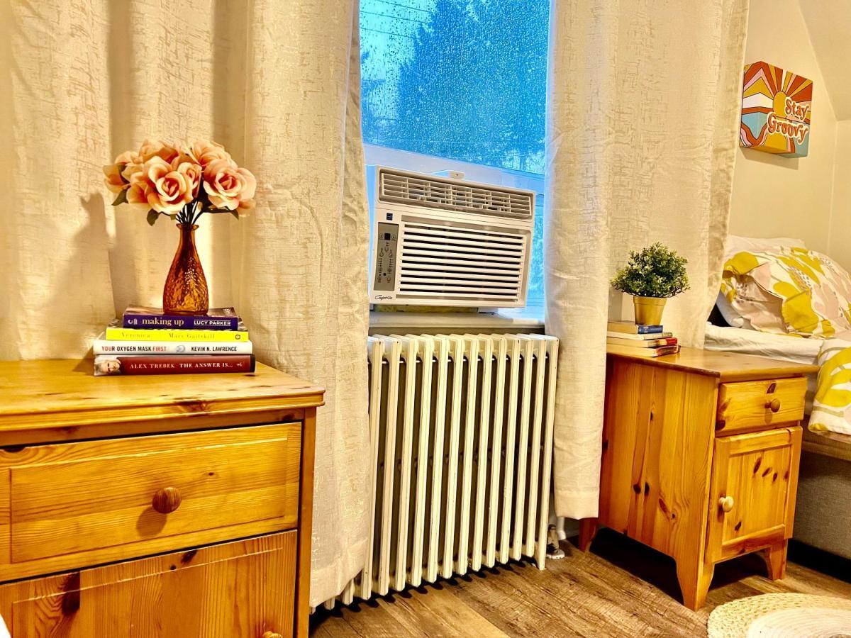 Private Room With Two Twin Beds Air Conditioning And Shared Bathrooms Located Near Seatac Airport And Downtown Seattle Extérieur photo