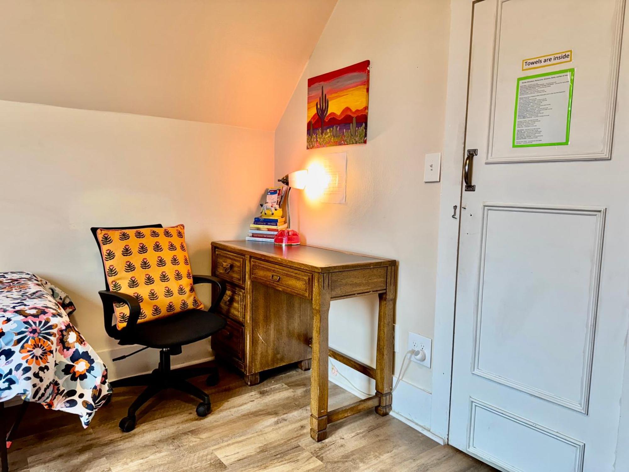Private Room With Two Twin Beds Air Conditioning And Shared Bathrooms Located Near Seatac Airport And Downtown Seattle Extérieur photo