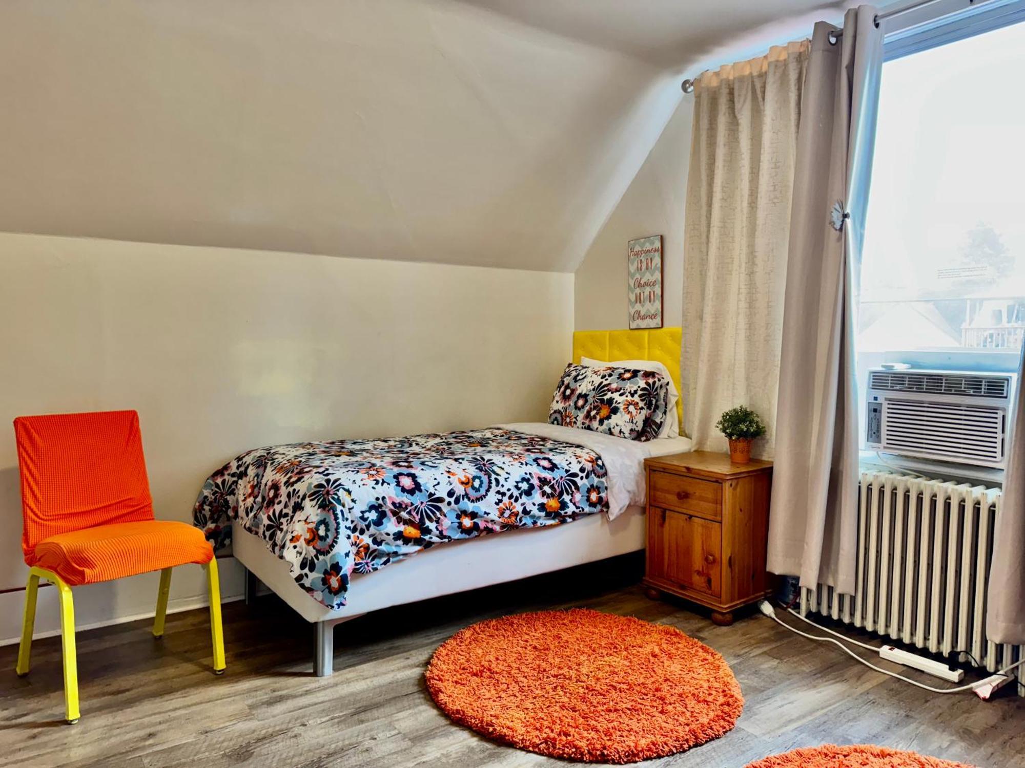 Private Room With Two Twin Beds Air Conditioning And Shared Bathrooms Located Near Seatac Airport And Downtown Seattle Extérieur photo
