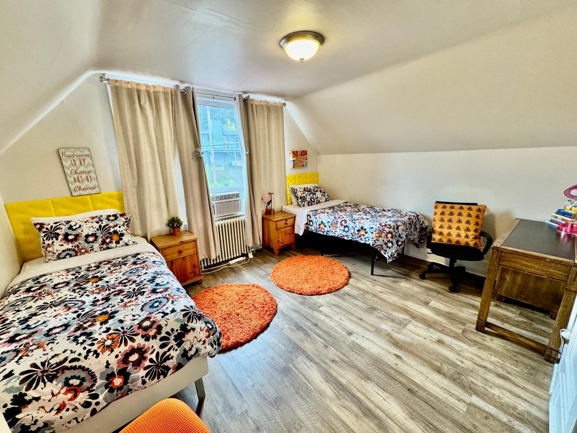 Private Room With Two Twin Beds Air Conditioning And Shared Bathrooms Located Near Seatac Airport And Downtown Seattle Extérieur photo